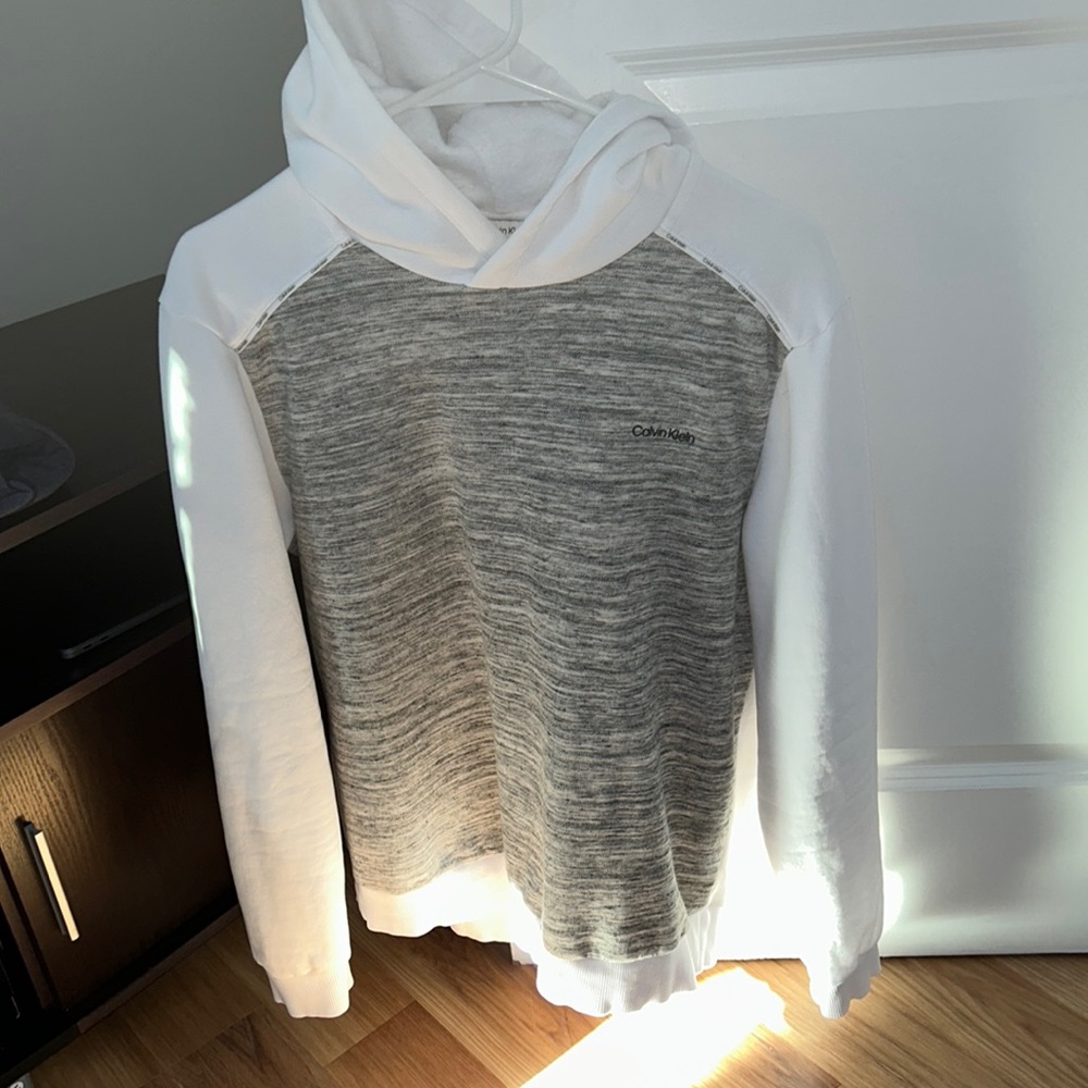 Calvin Klein medium men’s sweatshirt excellent condition